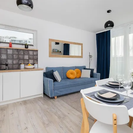 Apartment Solvo With Balcony & Parking Przymorze By Renters *