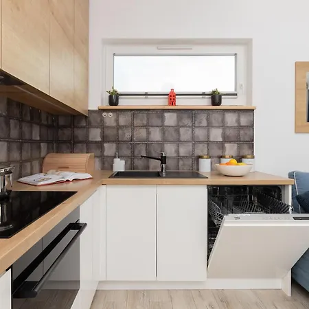 Apartmán Solvo With Balcony & Parking Przymorze By Renters