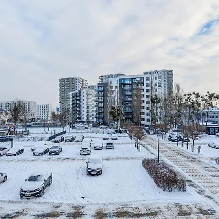 Solvo With Balcony & Parking Przymorze By Renters Gdaňsk