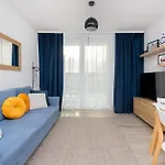 Solvo With Balcony & Parking Przymorze By Renters グダニスク